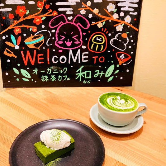月替りのイラストを店舗の中に掲示してます!